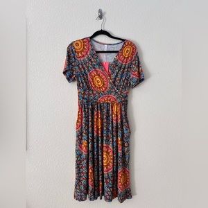 New Weaczzy Mandala Yellow V-Neck Short Sleeve Midi Dress Size M